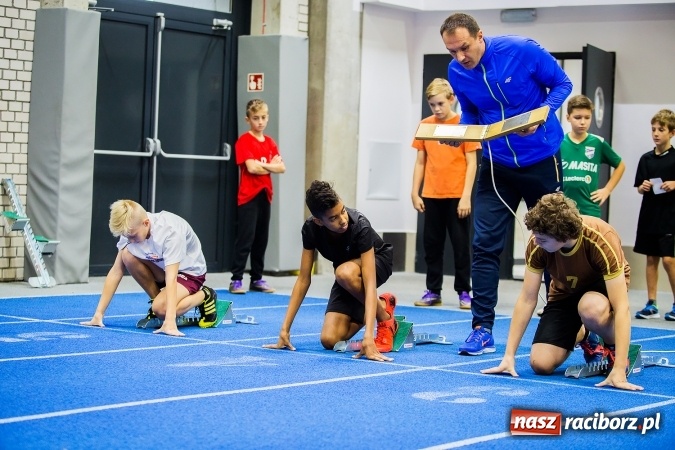 Zdjęcie w galerii na portalu naszraciborz.pl: Halowe Mistrzostwa Raciborza i Powiatu Raciborskiego w Lekkiej Atletyce wiadomości z regionu