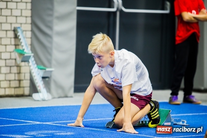Zdjęcie w galerii na portalu naszraciborz.pl: Halowe Mistrzostwa Raciborza i Powiatu Raciborskiego w Lekkiej Atletyce wiadomości z regionu