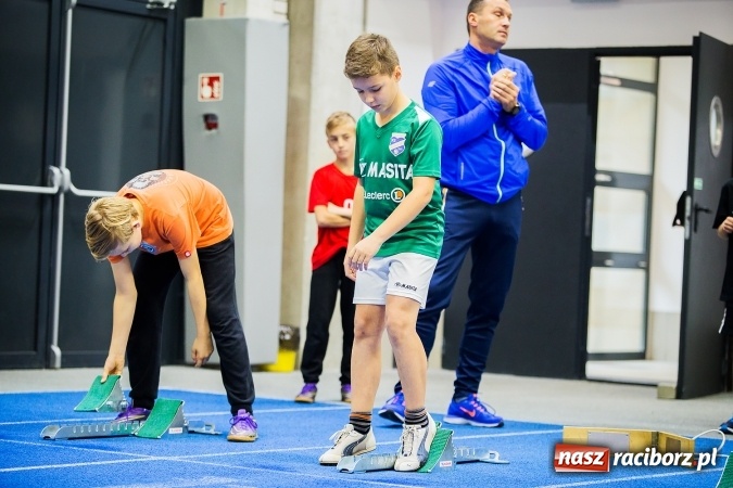 Zdjęcie w galerii na portalu naszraciborz.pl: Halowe Mistrzostwa Raciborza i Powiatu Raciborskiego w Lekkiej Atletyce wiadomości z regionu