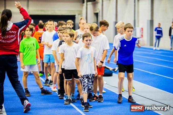 Zdjęcie w galerii na portalu naszraciborz.pl: Halowe Mistrzostwa Raciborza i Powiatu Raciborskiego w Lekkiej Atletyce wiadomości z regionu