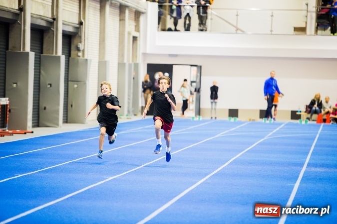Zdjęcie w galerii na portalu naszraciborz.pl: Halowe Mistrzostwa Raciborza i Powiatu Raciborskiego w Lekkiej Atletyce wiadomości z regionu