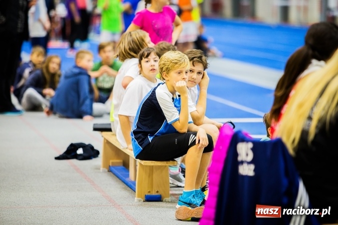 Zdjęcie w galerii na portalu naszraciborz.pl: Halowe Mistrzostwa Raciborza i Powiatu Raciborskiego w Lekkiej Atletyce wiadomości z regionu