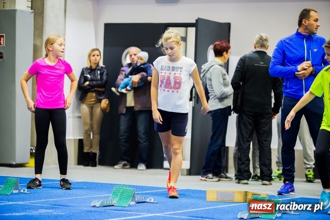 Zdjęcie w galerii na portalu naszraciborz.pl: Halowe Mistrzostwa Raciborza i Powiatu Raciborskiego w Lekkiej Atletyce wiadomości z regionu