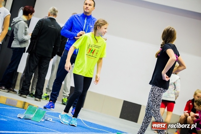 Zdjęcie w galerii na portalu naszraciborz.pl: Halowe Mistrzostwa Raciborza i Powiatu Raciborskiego w Lekkiej Atletyce wiadomości z regionu
