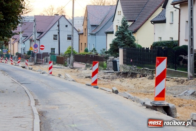 Zdjęcie w galerii na portalu naszraciborz.pl: Fatalna wiadomość dla kierowc&oacute;w. Od soboty zamkną Ocicką dla samochod&oacute;w. Za to Głubczycka będzie otwarta na dw&oacute;ch pasach! wiadomości z regionu