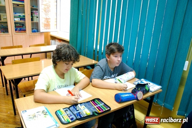 Zdjęcie w galerii na portalu naszraciborz.pl: Dzieci z SP 13 napisały petycję do premier Beaty Szydło wiadomości z regionu