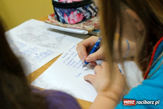 Zdjęcie w galerii na portalu naszraciborz.pl: Dzieci z SP 13 napisały petycję do premier Beaty Szydło wiadomości z regionu
