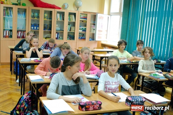 Zdjęcie w galerii na portalu naszraciborz.pl: Dzieci z SP 13 napisały petycję do premier Beaty Szydło wiadomości z regionu