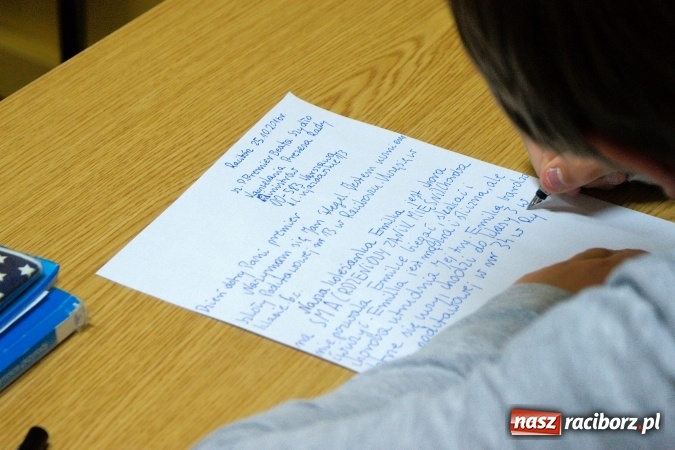 Zdjęcie w galerii na portalu naszraciborz.pl: Dzieci z SP 13 napisały petycję do premier Beaty Szydło wiadomości z regionu
