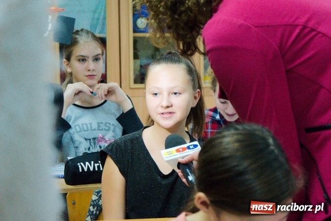 Zdjęcie w galerii na portalu naszraciborz.pl: Dzieci z SP 13 napisały petycję do premier Beaty Szydło wiadomości z regionu