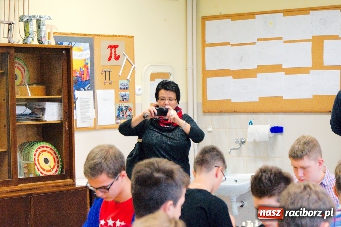 Zdjęcie w galerii na portalu naszraciborz.pl: Finał rejonowy w szachach drużynowych w Tworkowie. Raciborskie G1 zwycięskie wiadomości z regionu