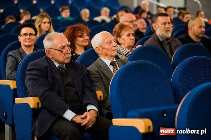 Zdjęcie w galerii na portalu naszraciborz.pl: Wieczór Polski w Domu Kultury Strzecha wiadomości z regionu