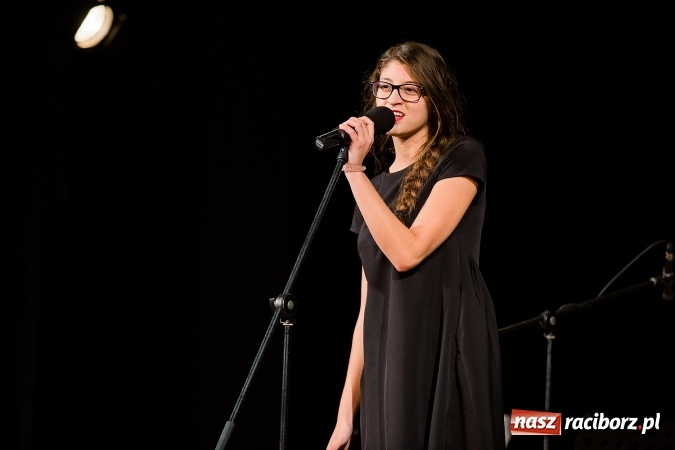 Zdjęcie w galerii na portalu naszraciborz.pl: Wieczór Polski w Domu Kultury Strzecha wiadomości z regionu