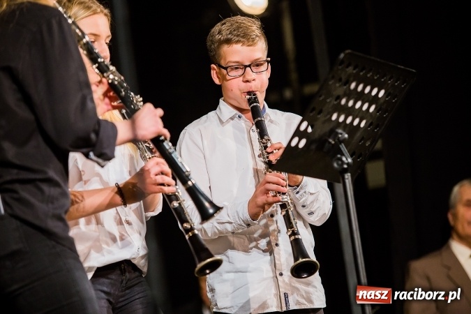 Zdjęcie w galerii na portalu naszraciborz.pl: Wieczór Polski w Domu Kultury Strzecha wiadomości z regionu