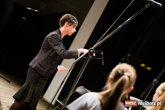 Zdjęcie w galerii na portalu naszraciborz.pl: Wieczór Polski w Domu Kultury Strzecha wiadomości z regionu