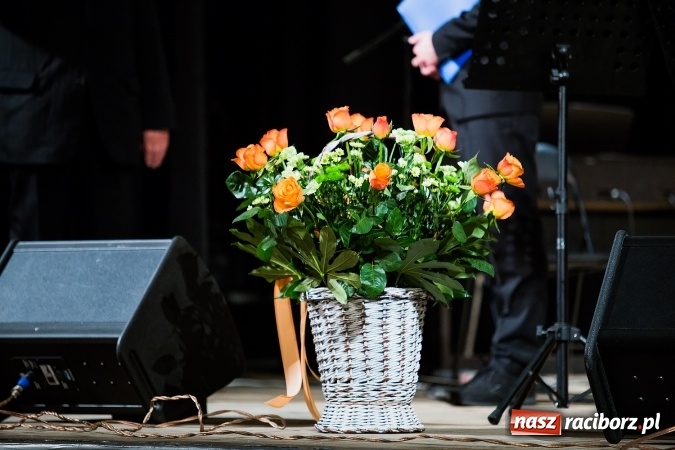 Zdjęcie w galerii na portalu naszraciborz.pl: Wieczór Polski w Domu Kultury Strzecha wiadomości z regionu