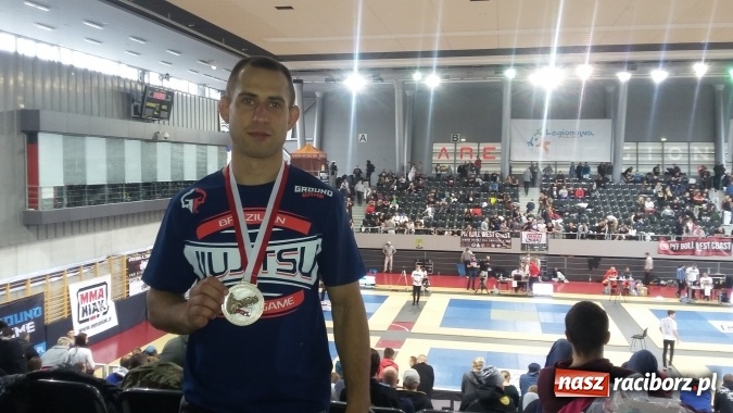 Zdjęcie w galerii na portalu naszraciborz.pl: Brąz Kamila Tarnawskiego na Mistrzostwach Polski brazylijskiego jiu-jitsu wiadomości z regionu