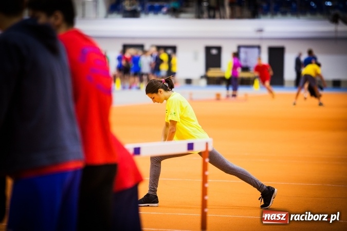 Zdjęcie w galerii na portalu naszraciborz.pl: Drugi dzień Halowych Mistrzostw Raciborza w Lekkiej Atletyce wiadomości z regionu