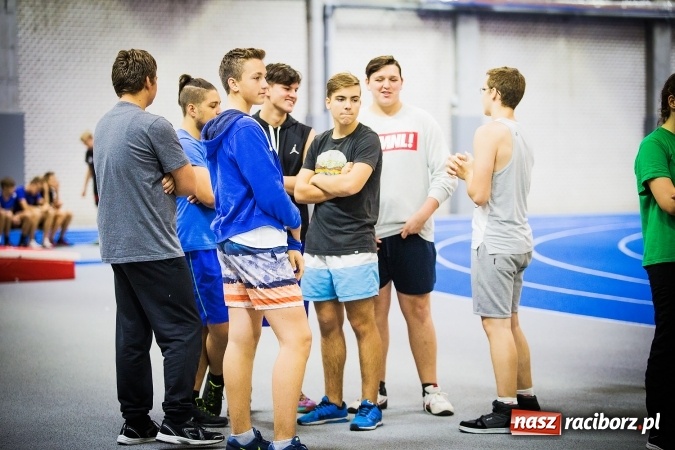 Zdjęcie w galerii na portalu naszraciborz.pl: Drugi dzień Halowych Mistrzostw Raciborza w Lekkiej Atletyce wiadomości z regionu