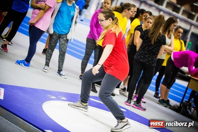 Zdjęcie w galerii na portalu naszraciborz.pl: Drugi dzień Halowych Mistrzostw Raciborza w Lekkiej Atletyce wiadomości z regionu