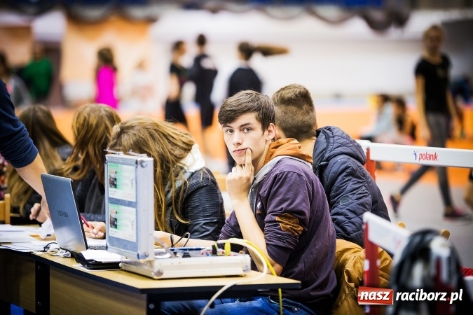 Zdjęcie w galerii na portalu naszraciborz.pl: Drugi dzień Halowych Mistrzostw Raciborza w Lekkiej Atletyce wiadomości z regionu