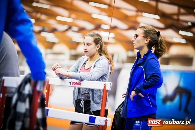 Zdjęcie w galerii na portalu naszraciborz.pl: Drugi dzień Halowych Mistrzostw Raciborza w Lekkiej Atletyce wiadomości z regionu