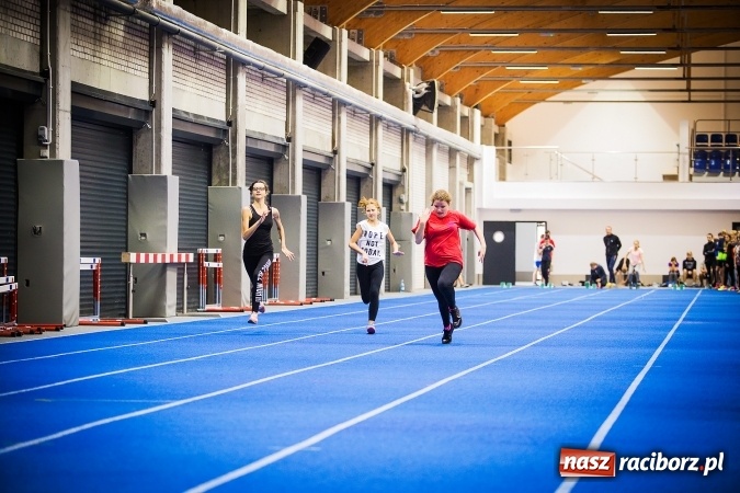 Zdjęcie w galerii na portalu naszraciborz.pl: Drugi dzień Halowych Mistrzostw Raciborza w Lekkiej Atletyce wiadomości z regionu