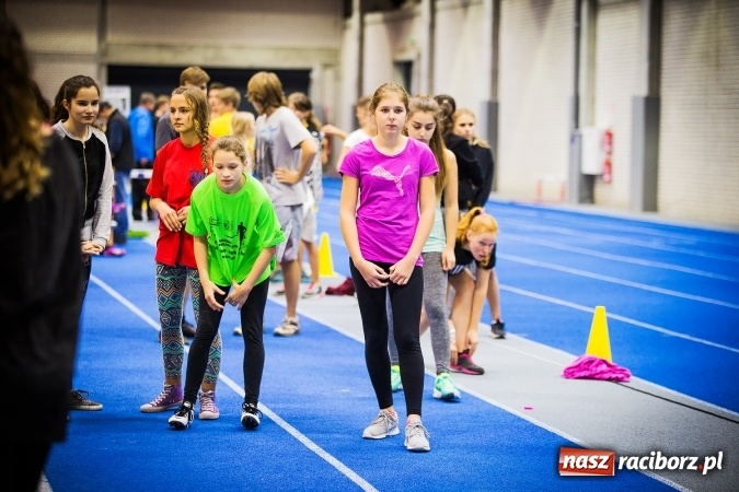 Zdjęcie w galerii na portalu naszraciborz.pl: Drugi dzień Halowych Mistrzostw Raciborza w Lekkiej Atletyce wiadomości z regionu