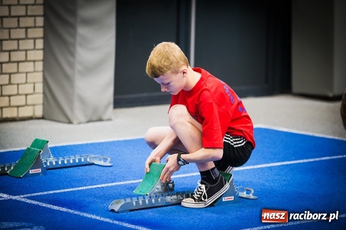 Zdjęcie w galerii na portalu naszraciborz.pl: Drugi dzień Halowych Mistrzostw Raciborza w Lekkiej Atletyce wiadomości z regionu
