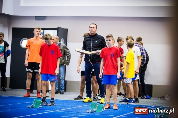 Zdjęcie w galerii na portalu naszraciborz.pl: Drugi dzień Halowych Mistrzostw Raciborza w Lekkiej Atletyce wiadomości z regionu