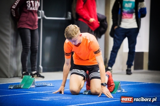Zdjęcie w galerii na portalu naszraciborz.pl: Drugi dzień Halowych Mistrzostw Raciborza w Lekkiej Atletyce wiadomości z regionu