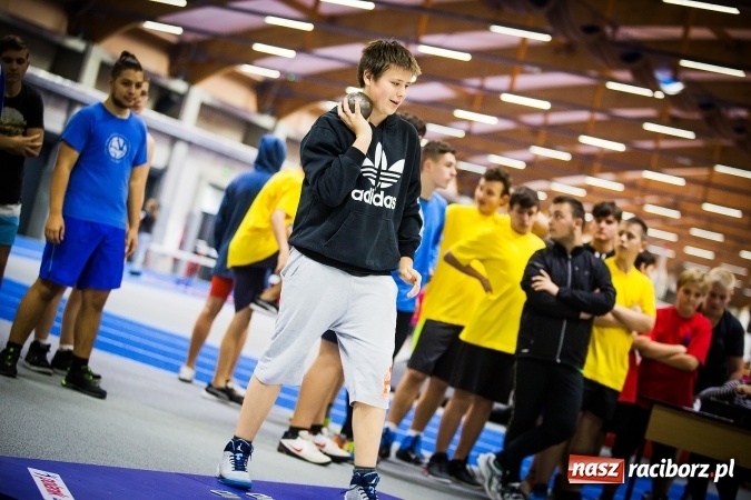 Zdjęcie w galerii na portalu naszraciborz.pl: Drugi dzień Halowych Mistrzostw Raciborza w Lekkiej Atletyce wiadomości z regionu