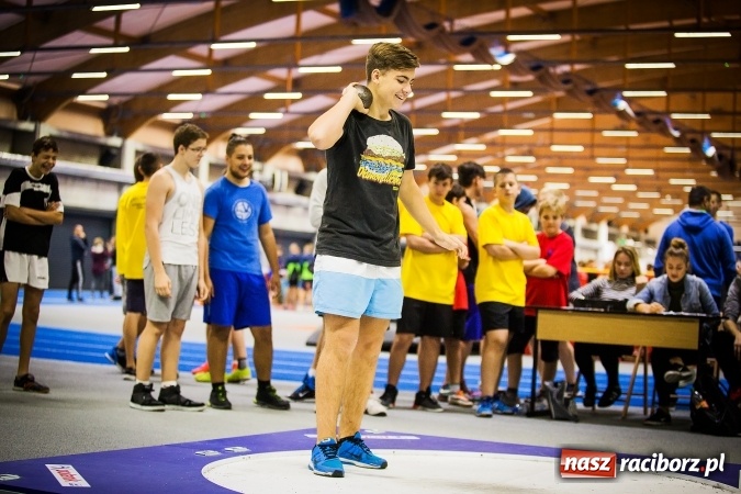 Zdjęcie w galerii na portalu naszraciborz.pl: Drugi dzień Halowych Mistrzostw Raciborza w Lekkiej Atletyce wiadomości z regionu