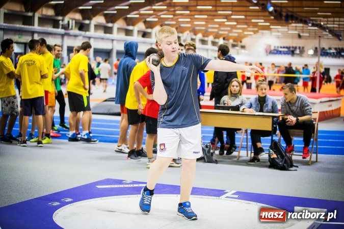Zdjęcie w galerii na portalu naszraciborz.pl: Drugi dzień Halowych Mistrzostw Raciborza w Lekkiej Atletyce wiadomości z regionu