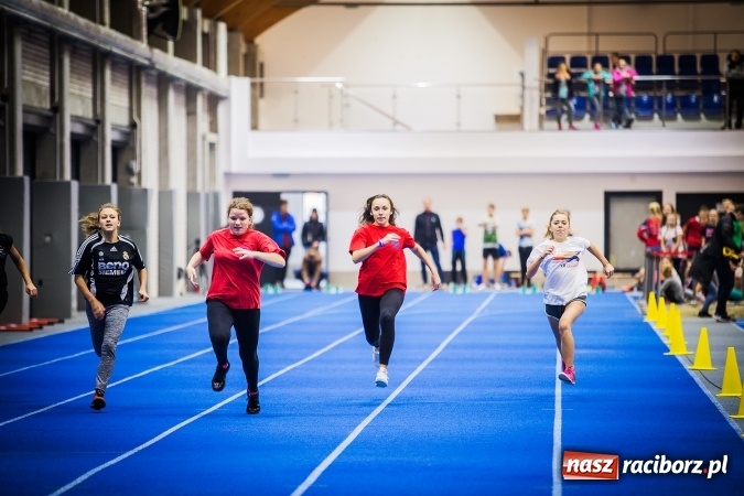 Zdjęcie w galerii na portalu naszraciborz.pl: Drugi dzień Halowych Mistrzostw Raciborza w Lekkiej Atletyce wiadomości z regionu