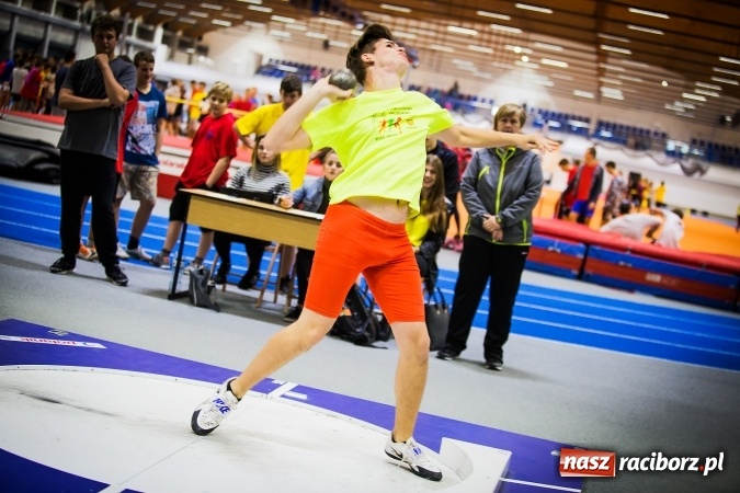 Zdjęcie w galerii na portalu naszraciborz.pl: Drugi dzień Halowych Mistrzostw Raciborza w Lekkiej Atletyce wiadomości z regionu