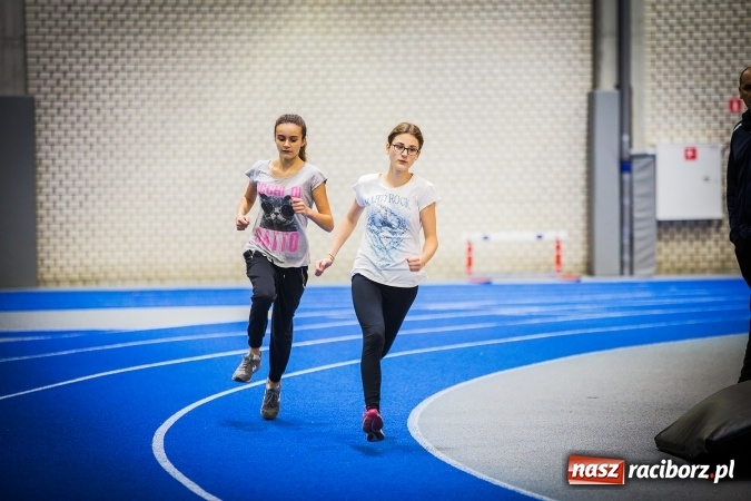 Zdjęcie w galerii na portalu naszraciborz.pl: Drugi dzień Halowych Mistrzostw Raciborza w Lekkiej Atletyce wiadomości z regionu