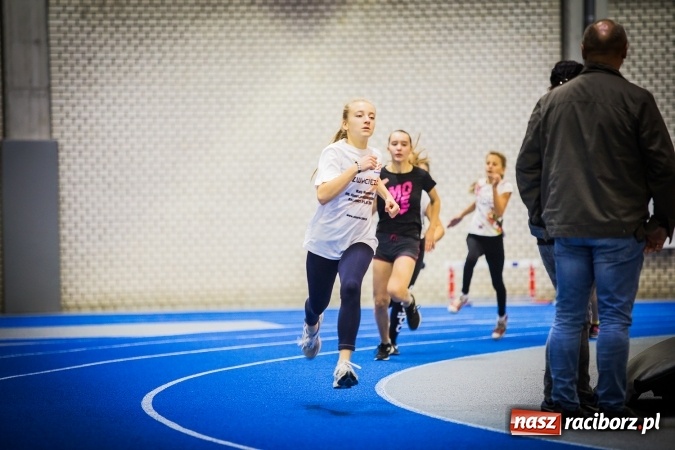 Zdjęcie w galerii na portalu naszraciborz.pl: Drugi dzień Halowych Mistrzostw Raciborza w Lekkiej Atletyce wiadomości z regionu
