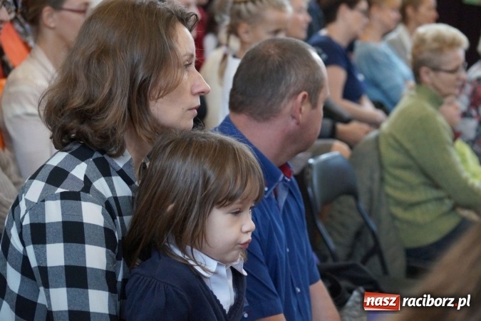 Zdjęcie w galerii na portalu naszraciborz.pl: Święto szkoły w Górkach Śląskich na bogato!  wiadomości z regionu