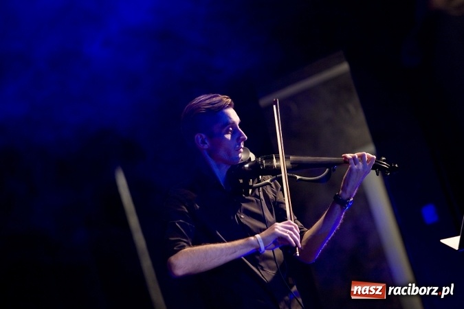 Zdjęcie w galerii na portalu naszraciborz.pl: Piosenki z repertuaru Ireny Jarockiej i Anny Jantar w interpretacji Barbary Brody-Malon z zespołem wybrzmiały w RCK wiadomości z regionu