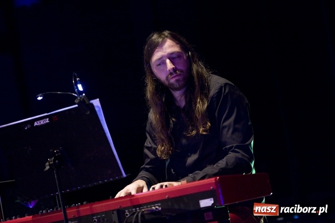 Zdjęcie w galerii na portalu naszraciborz.pl: Piosenki z repertuaru Ireny Jarockiej i Anny Jantar w interpretacji Barbary Brody-Malon z zespołem wybrzmiały w RCK wiadomości z regionu