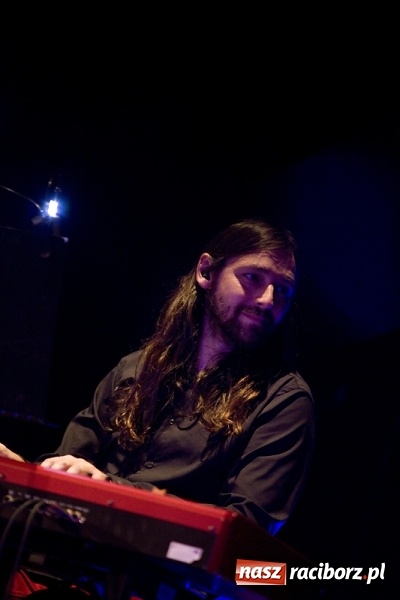 Zdjęcie w galerii na portalu naszraciborz.pl: Piosenki z repertuaru Ireny Jarockiej i Anny Jantar w interpretacji Barbary Brody-Malon z zespołem wybrzmiały w RCK wiadomości z regionu