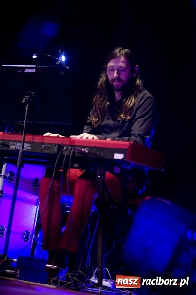 Zdjęcie w galerii na portalu naszraciborz.pl: Piosenki z repertuaru Ireny Jarockiej i Anny Jantar w interpretacji Barbary Brody-Malon z zespołem wybrzmiały w RCK wiadomości z regionu