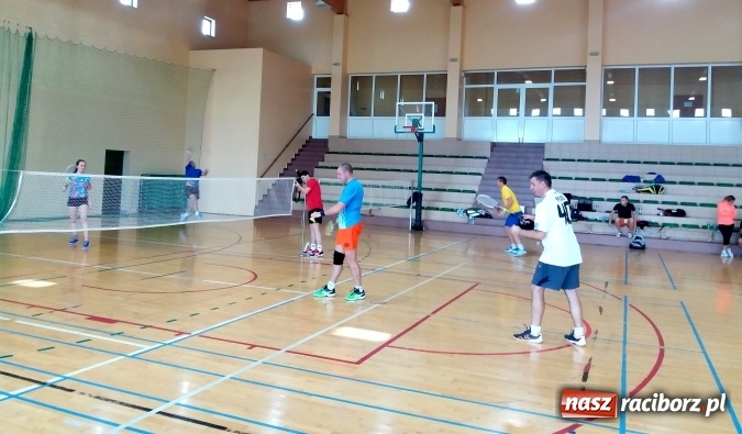 Zdjęcie w galerii na portalu naszraciborz.pl: X mistrzostwa amator&oacute;w powiatu raciborskiego w badmintonie za nami wiadomości z regionu