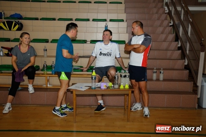 Zdjęcie w galerii na portalu naszraciborz.pl: X mistrzostwa amator&oacute;w powiatu raciborskiego w badmintonie za nami wiadomości z regionu