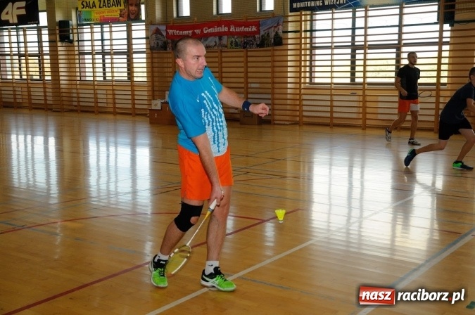Zdjęcie w galerii na portalu naszraciborz.pl: X mistrzostwa amator&oacute;w powiatu raciborskiego w badmintonie za nami wiadomości z regionu