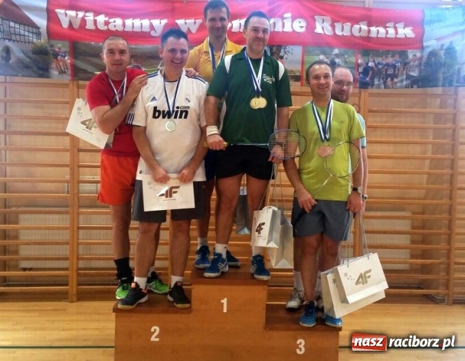 Zdjęcie w galerii na portalu naszraciborz.pl: X mistrzostwa amator&oacute;w powiatu raciborskiego w badmintonie za nami wiadomości z regionu