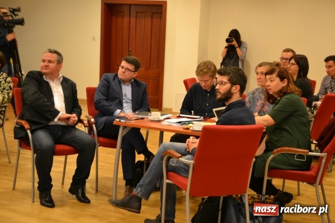 Zdjęcie w galerii na portalu naszraciborz.pl: Kultura w regionie - spotkanie partycypacyjne na Zamku Piastowskim wiadomości z regionu