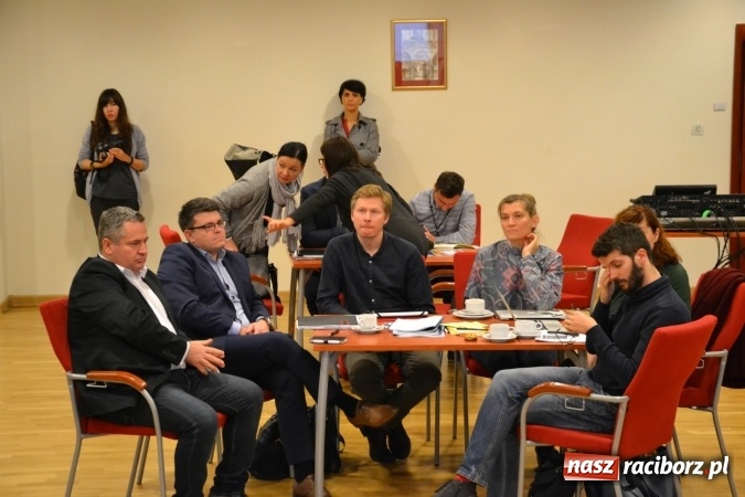 Zdjęcie w galerii na portalu naszraciborz.pl: Kultura w regionie - spotkanie partycypacyjne na Zamku Piastowskim wiadomości z regionu