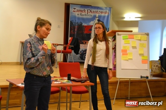 Zdjęcie w galerii na portalu naszraciborz.pl: Kultura w regionie - spotkanie partycypacyjne na Zamku Piastowskim wiadomości z regionu